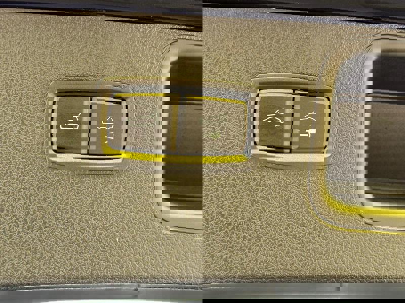 Image Porsche 慍慣⁮吨灹㤠䈵⠩ㄱ㈮㄰ⴳ⤾ 2.0 Phase 2 245 PDK7 PDLS+ TO GPS Caméra Carplay Sièges cuir élec à mémoires 18 positions chauffants